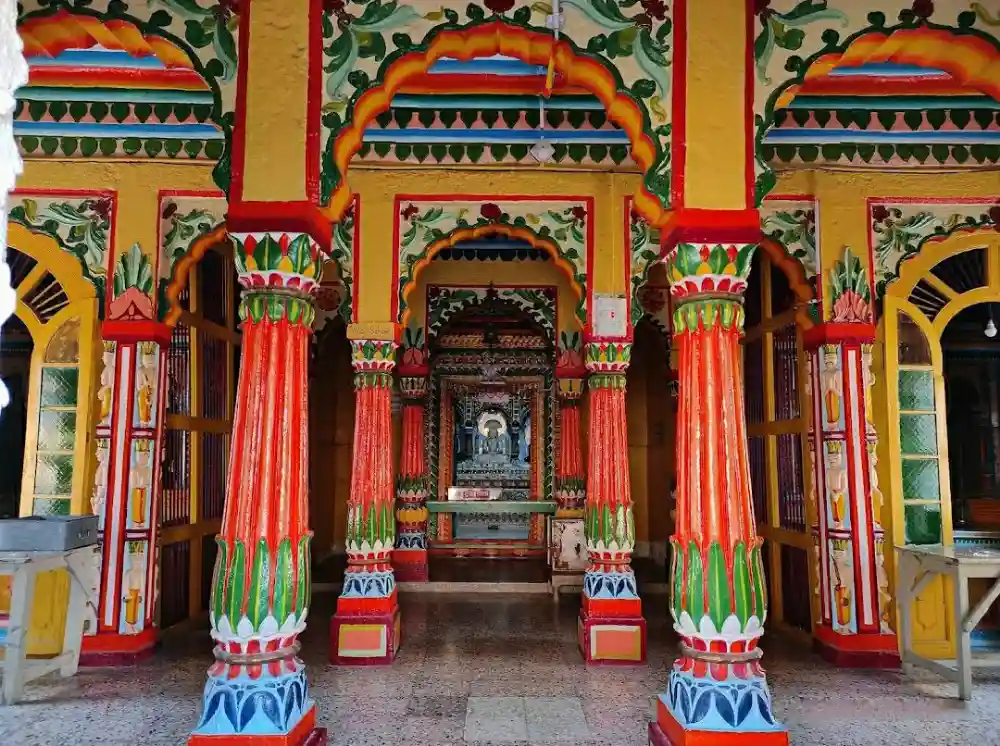 Shantinath Digambar Jain Temple