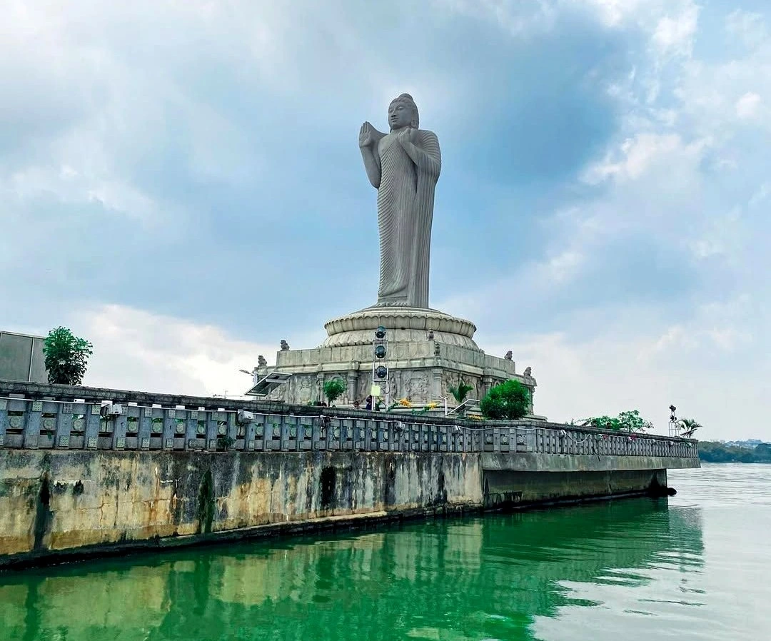 Hussain Sagar Lake Hyderabad