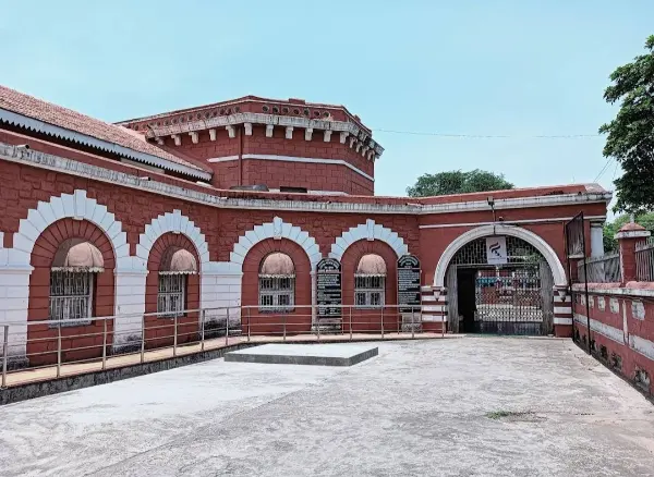 Nagpur Central Museum