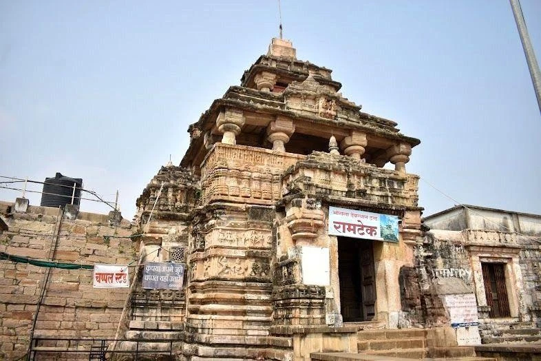 Ramtek fort, Temple